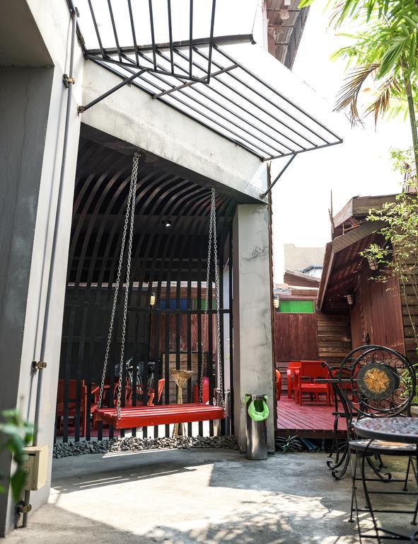 So Hostel Chiang Mai Buitenkant foto